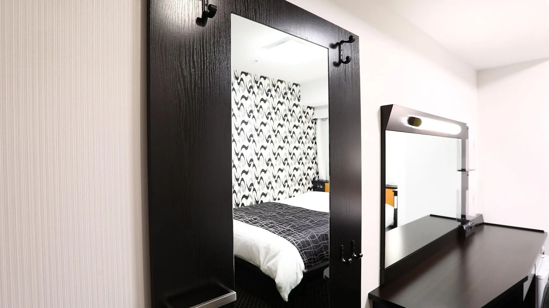 Apa Hotel Hatchobori Shintomicho Tokyo 3*,